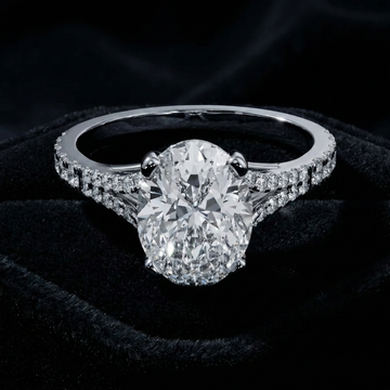 The Grace Oval Ring