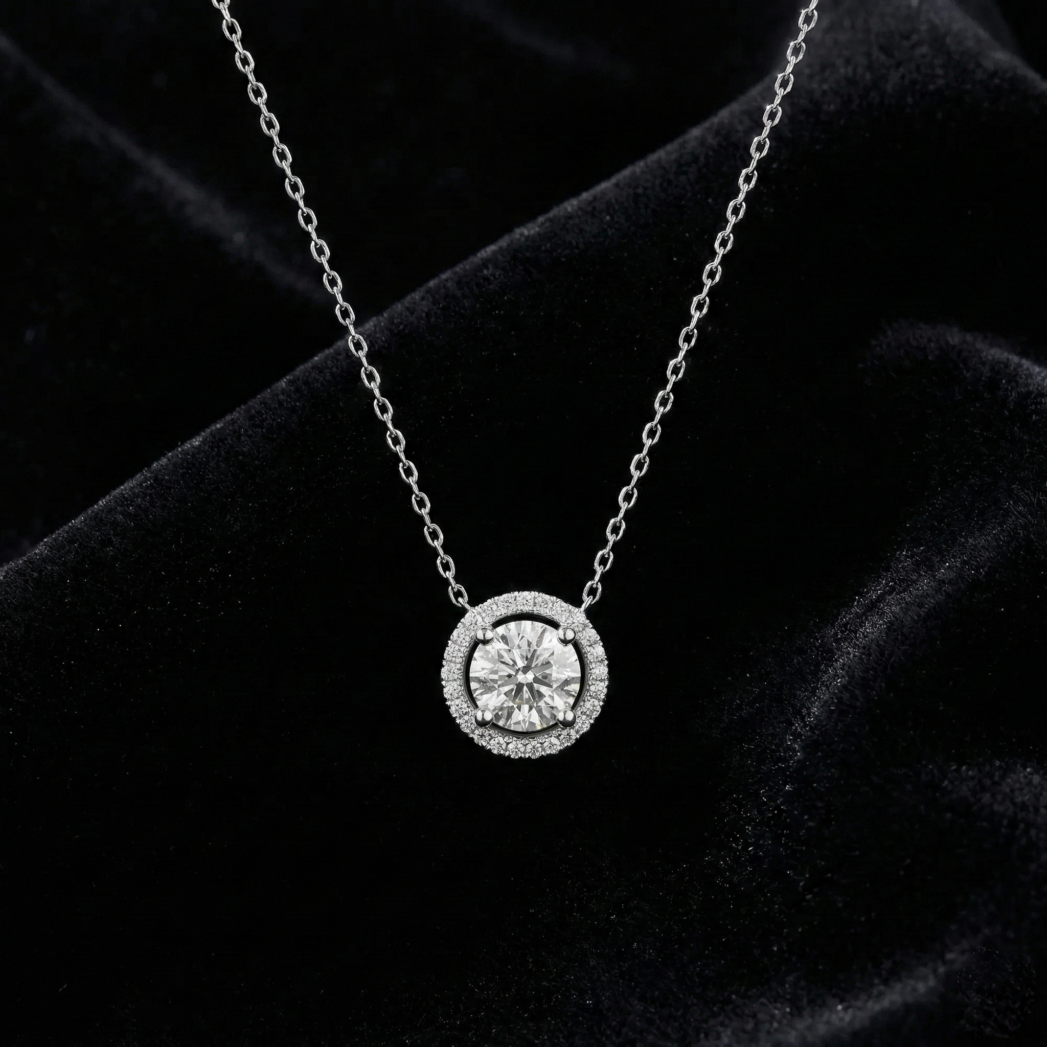 The Regal Circle Necklace