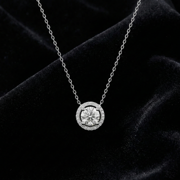 The Regal Circle Necklace