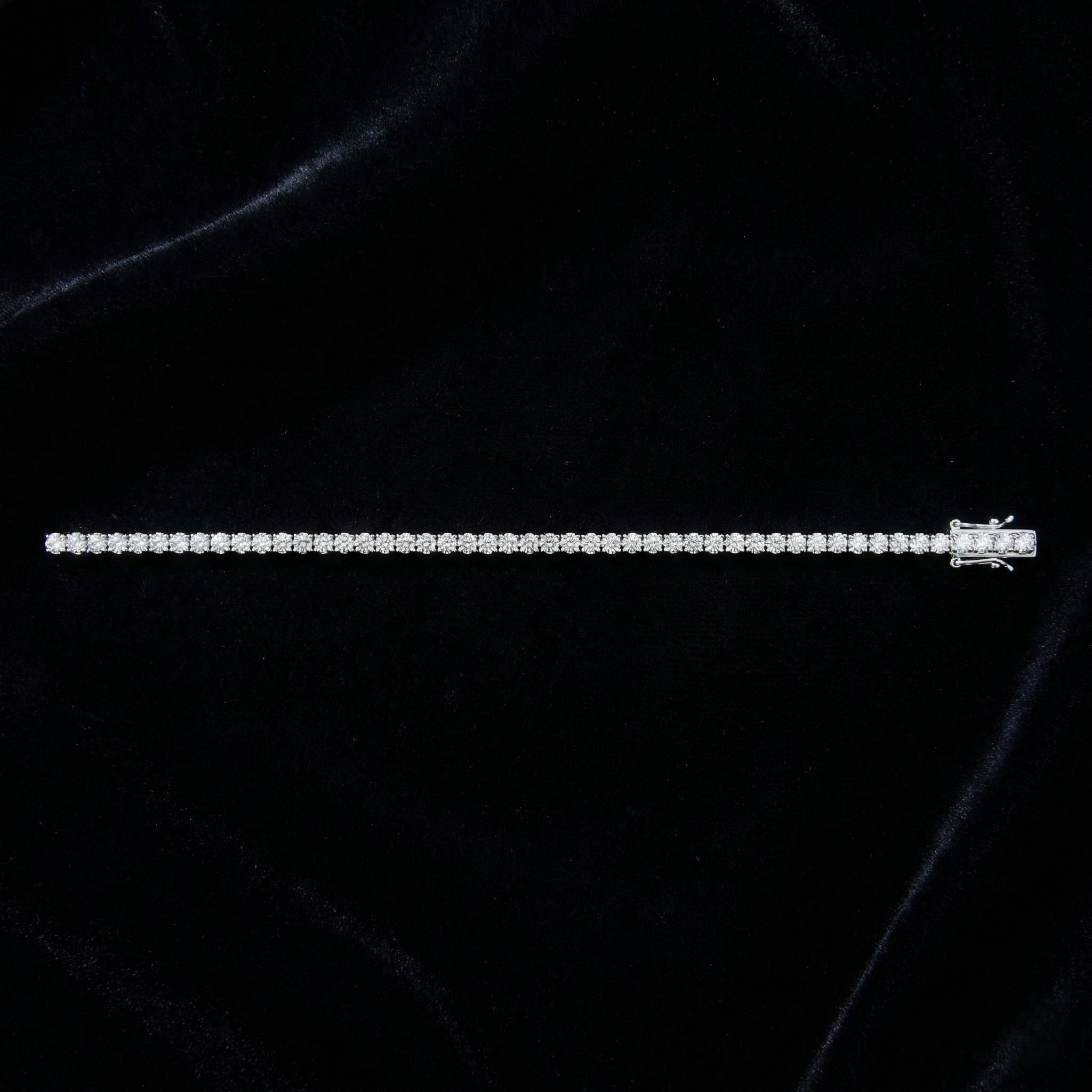 Round Tennis Bracelet