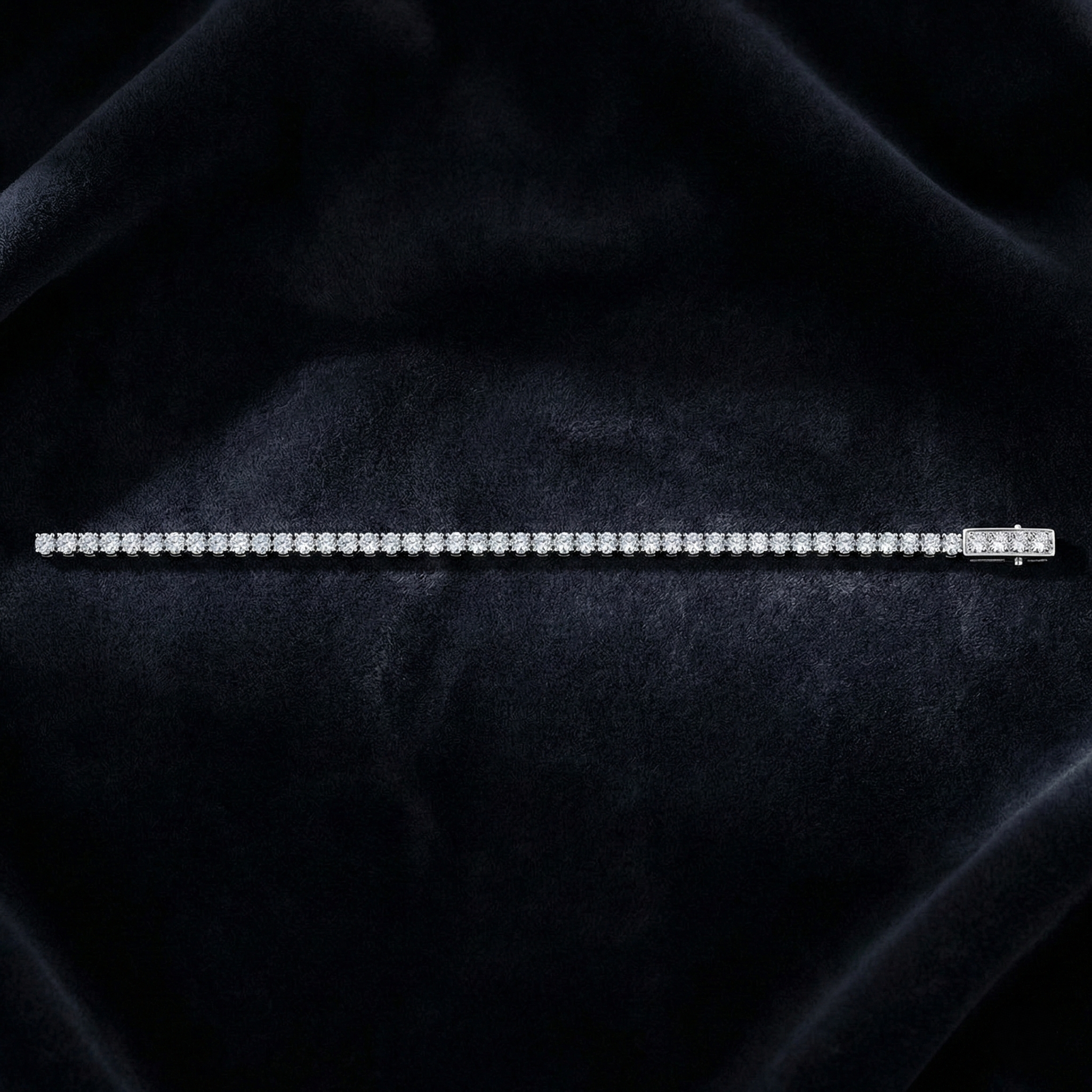 Round Tennis Bracelet