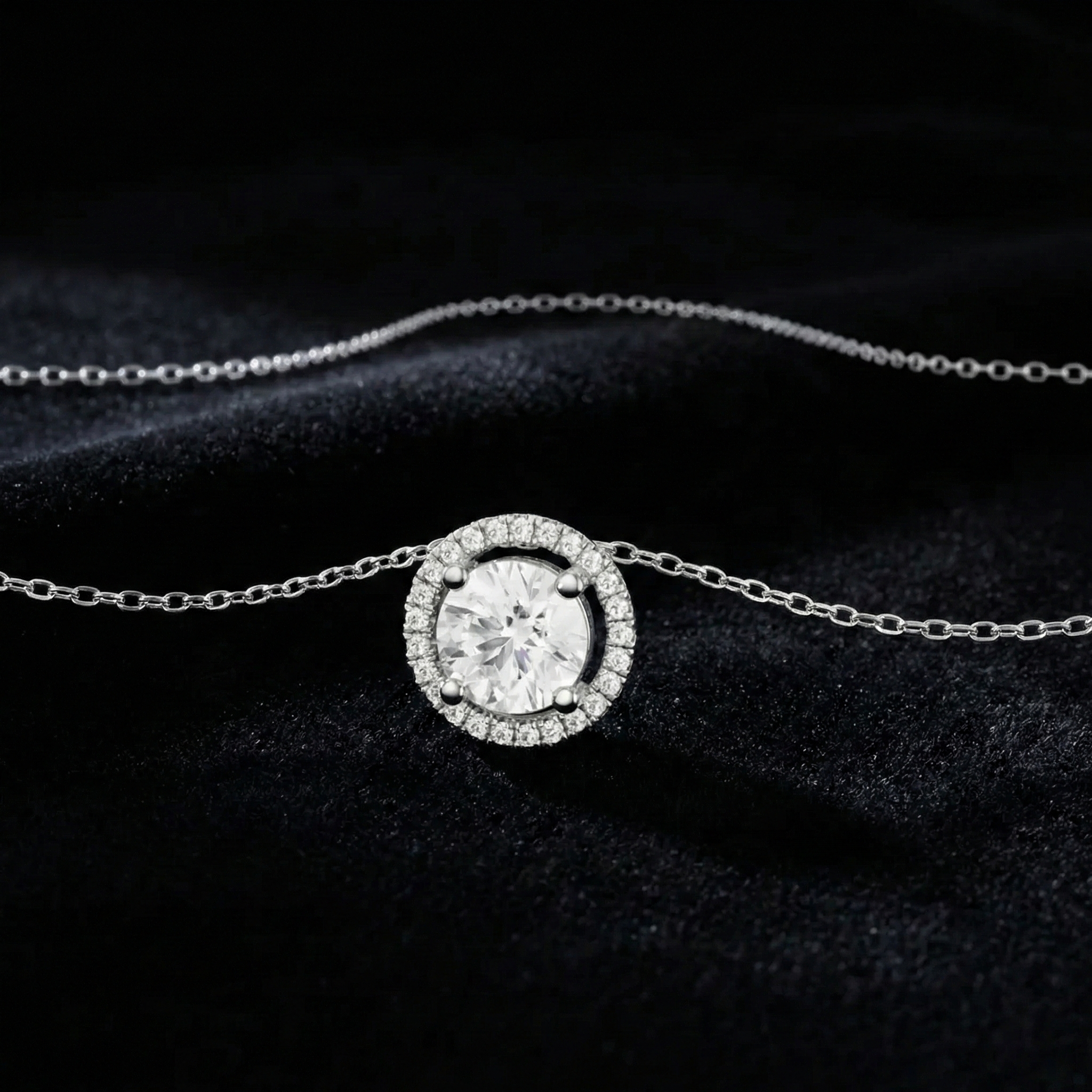 The Regal Circle Necklace