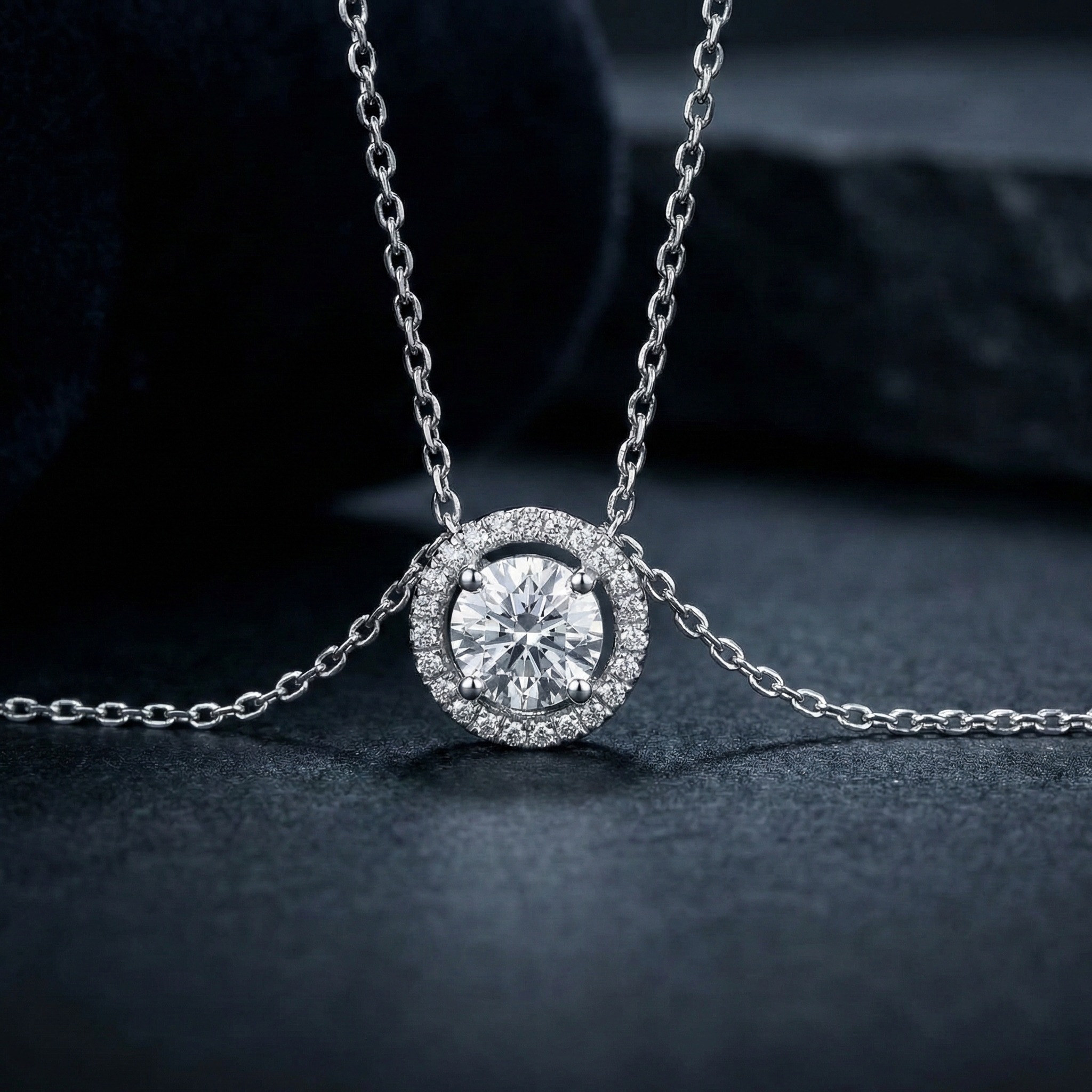 The Regal Circle Necklace