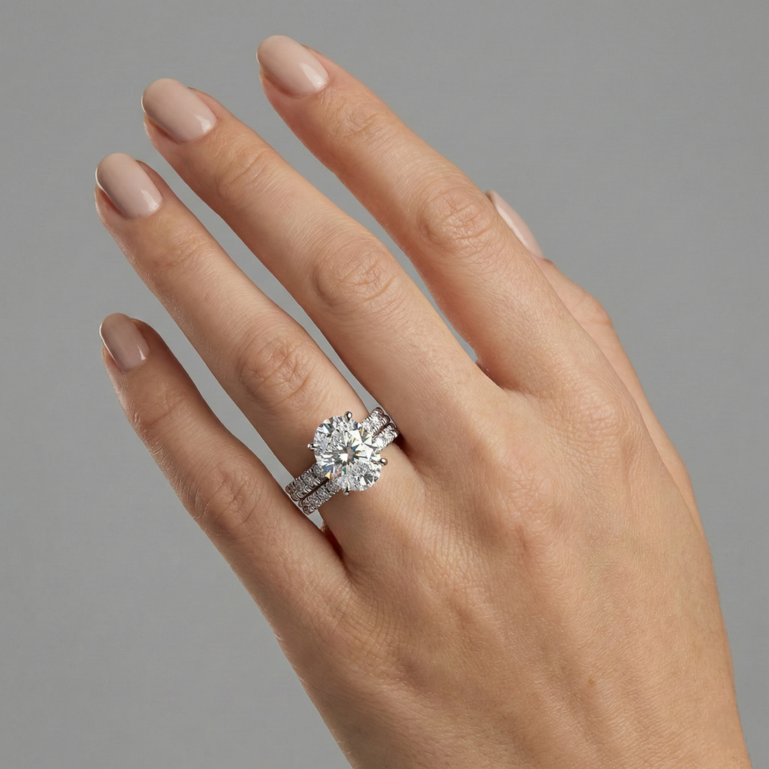 The Majesty Oval Ring