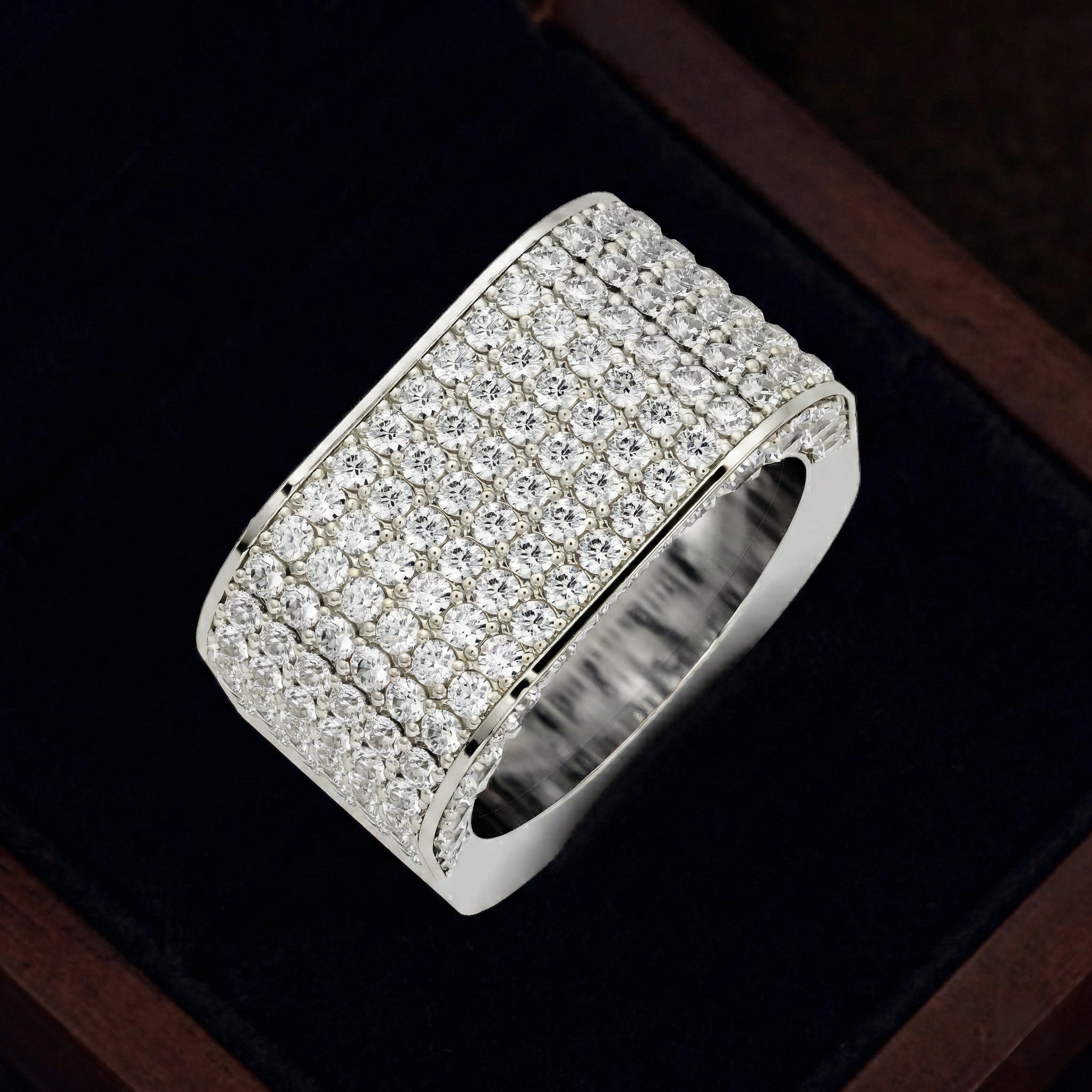 The Majestic Ice Ring