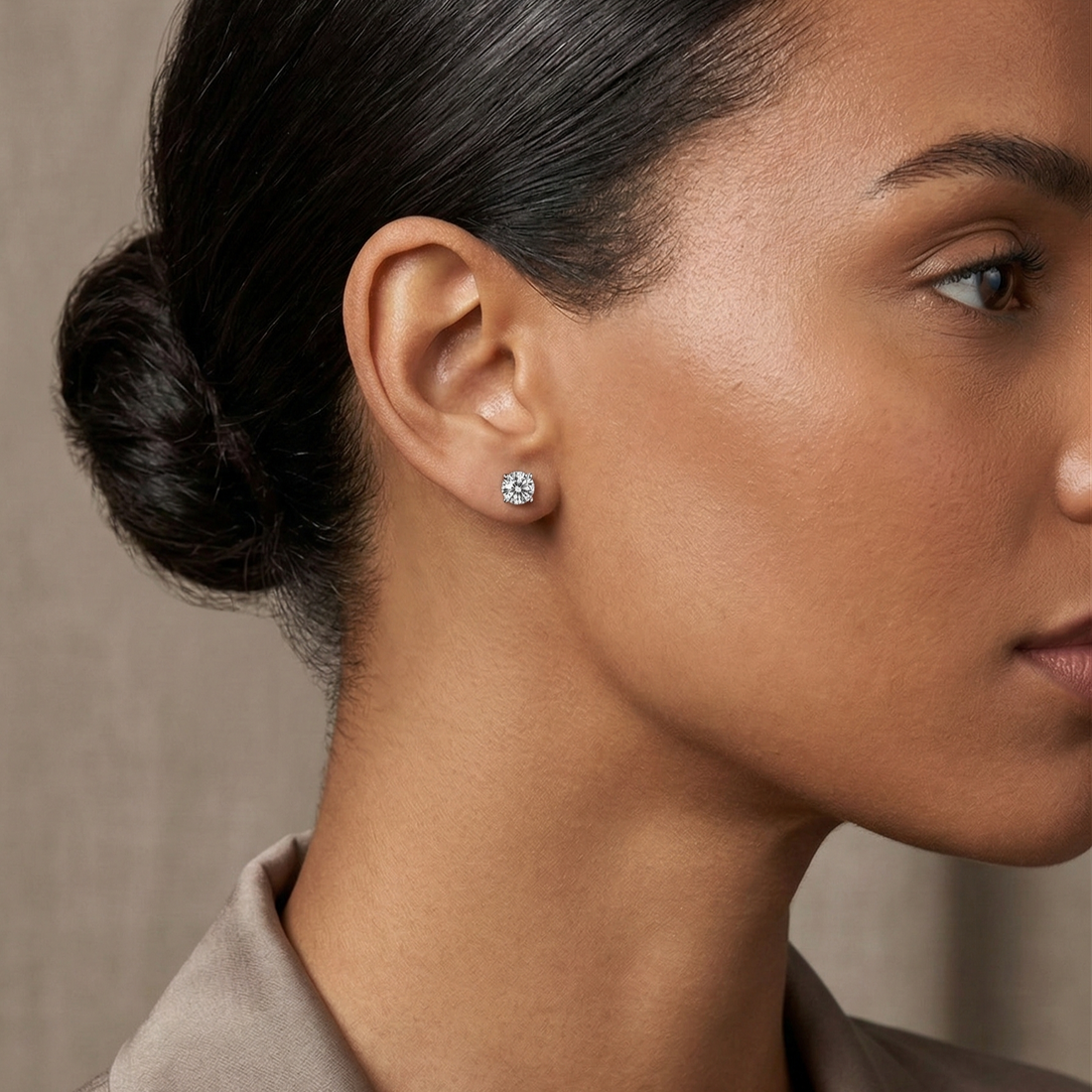 The Regal Round Studs